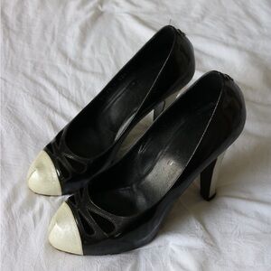 CHANEL | Patent Leather Black and Cream Sparkly Women's Pumps 2001
